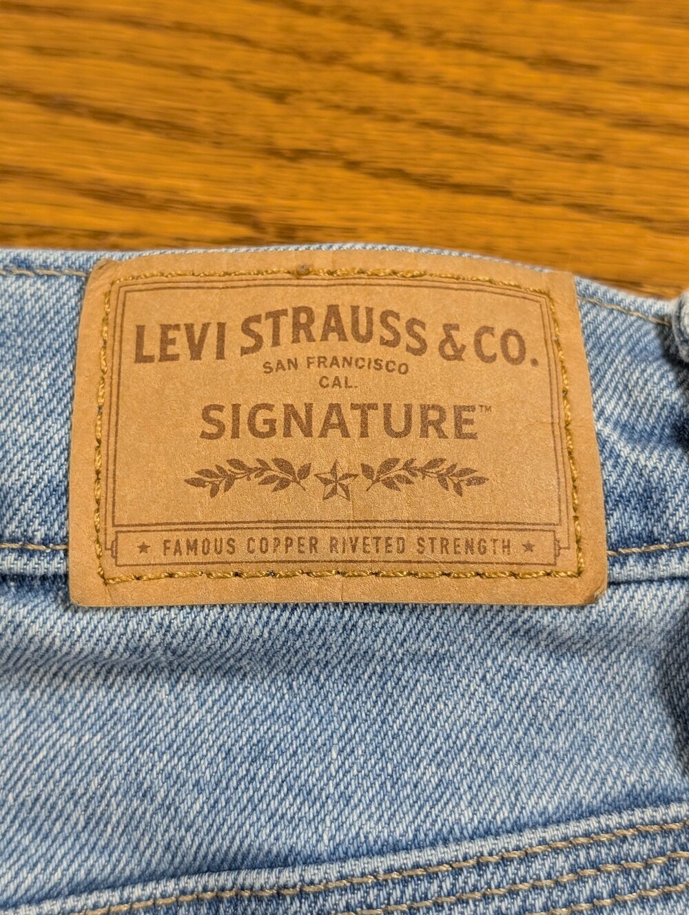 Levi Strauss Signature Heritage High Rise Loose Straight Jeans Size 14 W32 - Picture 7 of 9
